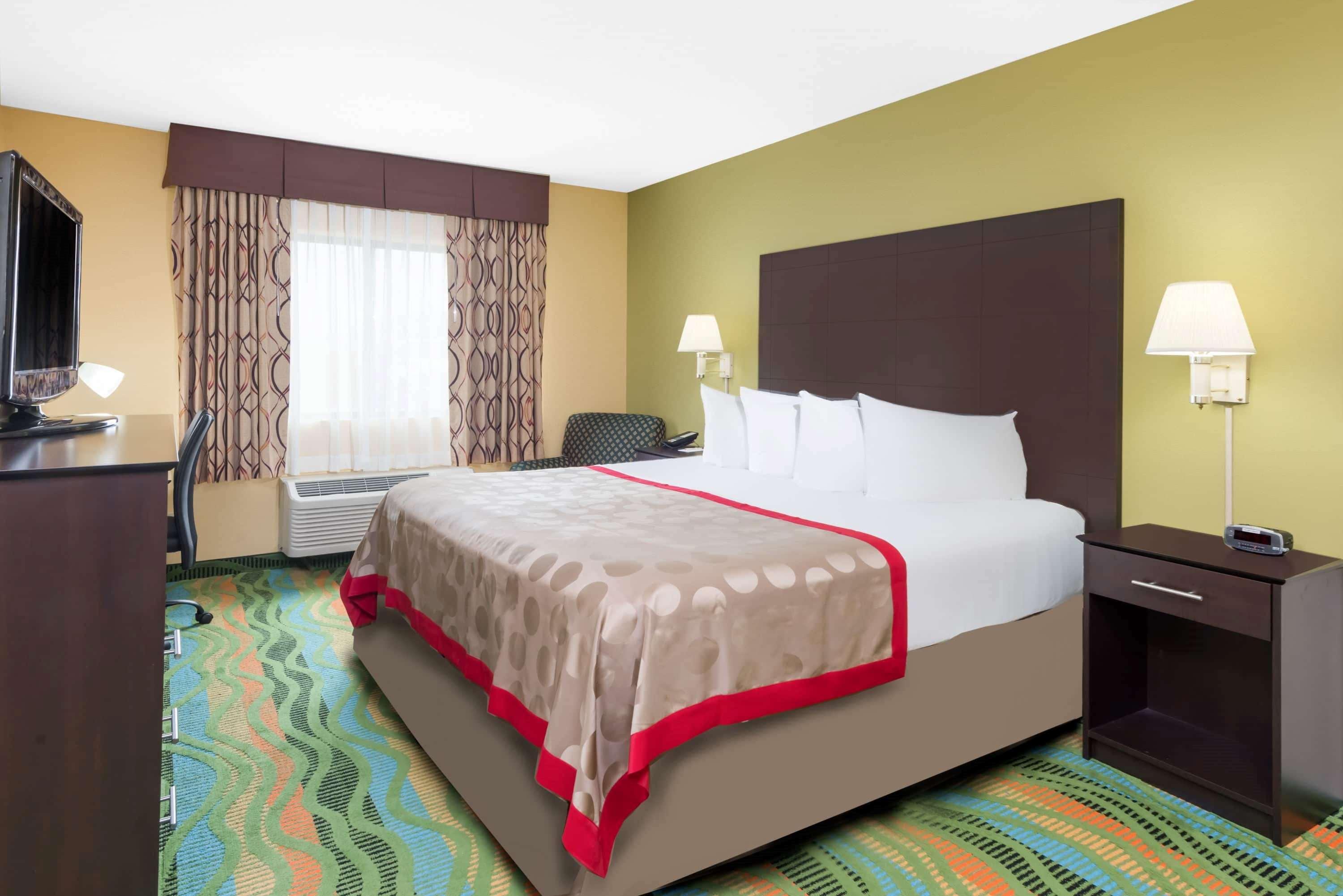 Ramada By Wyndham Vandalia Luaran gambar